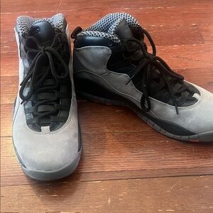 Nike Air Jordan Retro Sneakers - Gray and Black